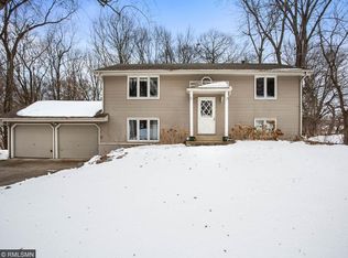 11210 Sunset Trl, Minneapolis, MN 55441