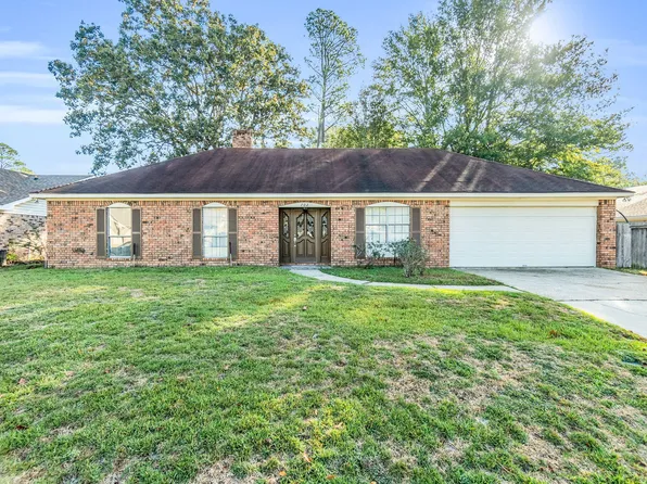 702 Sioux Ln, Hattiesburg, MS 39402