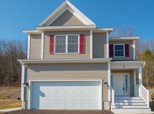 9 Arbor Ter E, Essex, VT 05452