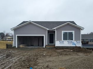 706 Neely St, Mitchellville, IA 50169