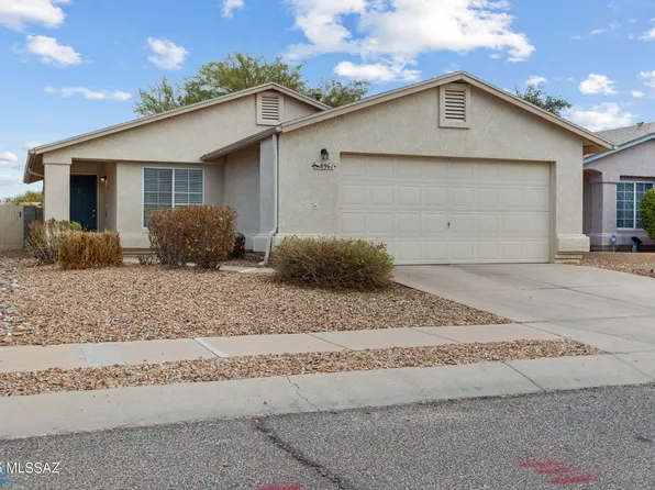 8961 E Alderpoint Way, Tucson, AZ 85730