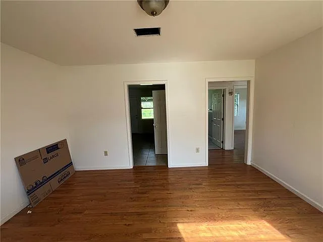 713 Community St — Photo 4