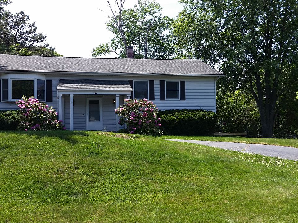 2 Hallowell Ln, Coram, NY 11727 Zillow