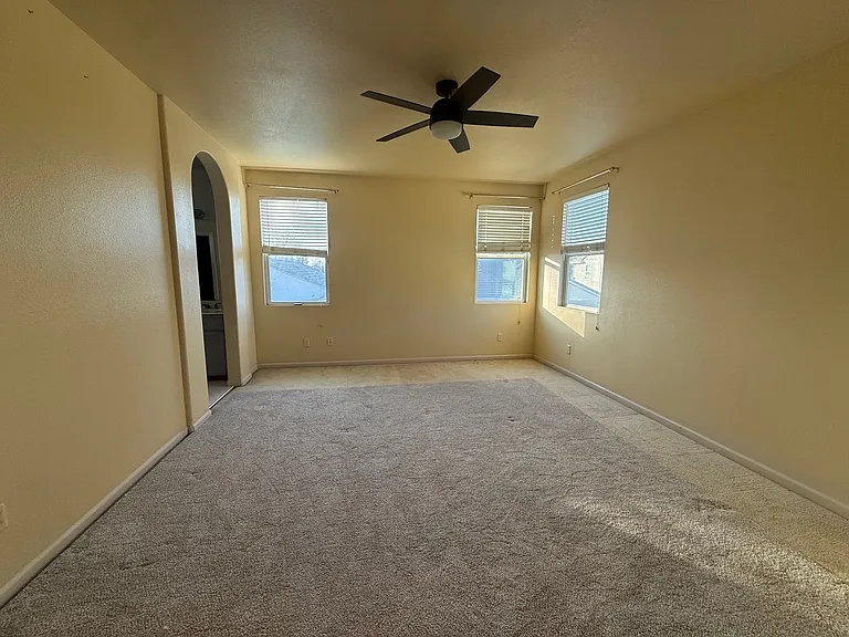 9732 Marianna Way — Photo 16