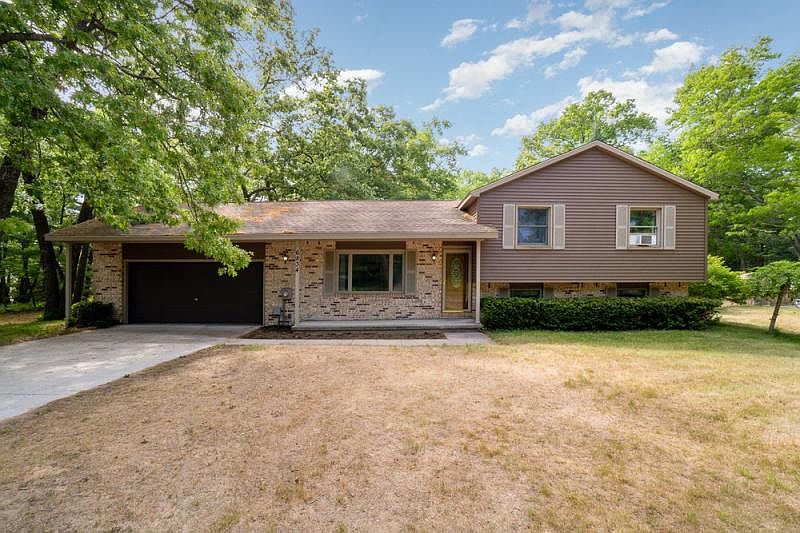 1st image of 6834 Roanoak Rd