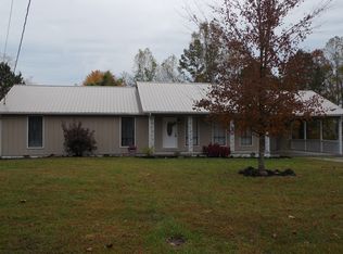 168 Lakemont Ln, Jacksboro, TN 37757