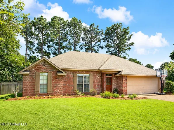106 Avery Ct, Madison, MS 39110