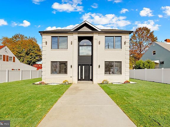 2nd image of 3215 Brookdale Rd