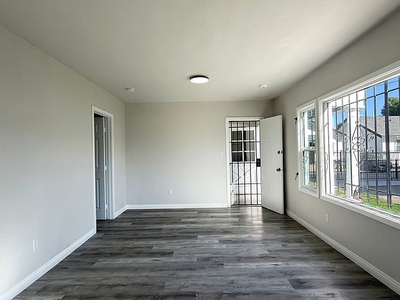 2nd image of 1135 Olive Ave #1137