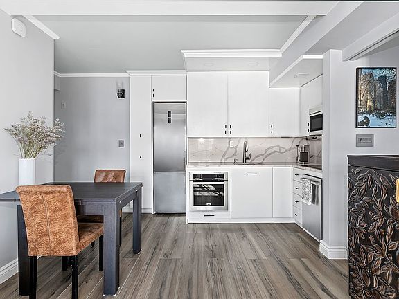 3rd image of 5 Tudor City Pl APT 638
