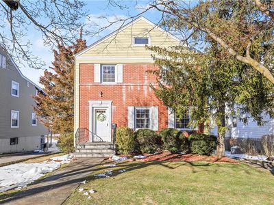 55 Highland Avenue, Eastchester, NY, 10709