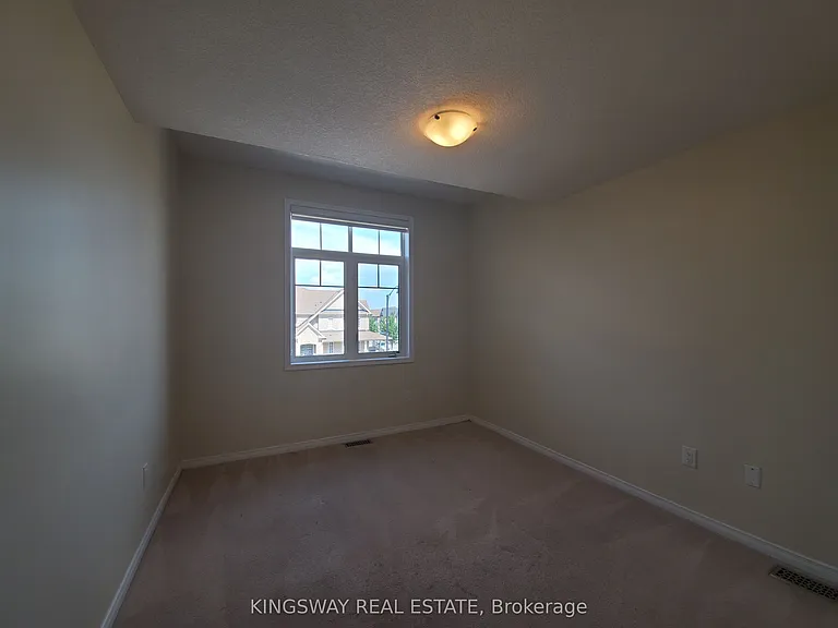 593 Remembrance Rd #UPPER — Photo 13