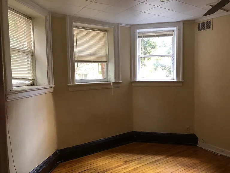 1430 W Berwyn Ave #G — Photo 9