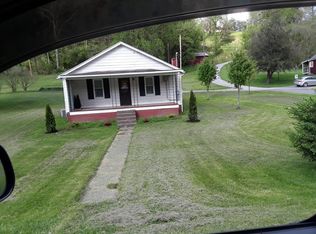 19 Ancel Ln, West Union, WV 26456