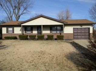 305 Walter St, Farmington, MO 63640