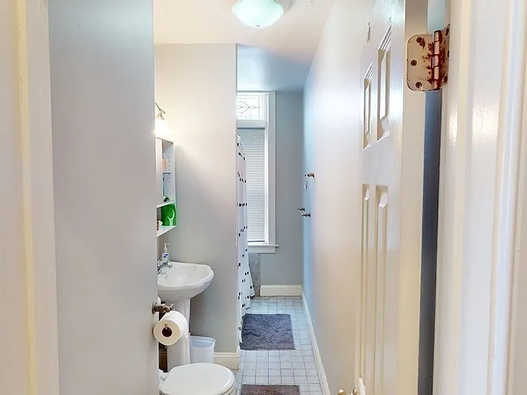 394 Riverway #1 — Photo 5
