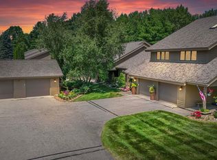 6434 Mission Rdg, Traverse City, MI 49686