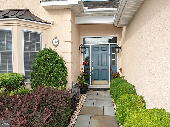 2nd image of 102 Keenan Ln