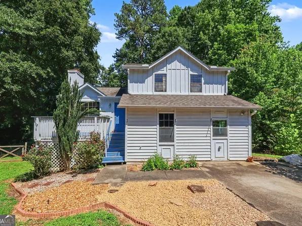 655 Harvard Dr NW, Lilburn, GA 30047