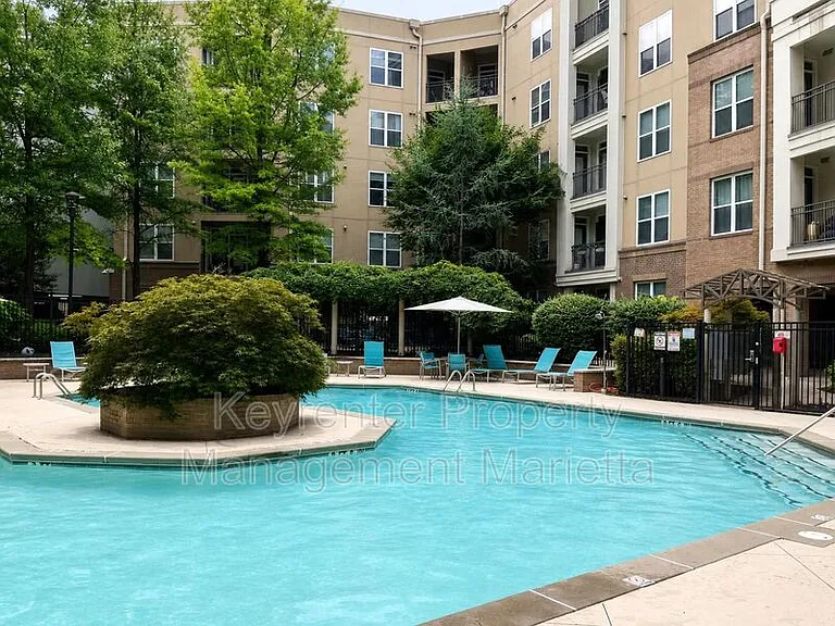 390 17th St NW #3045 — Photo 11