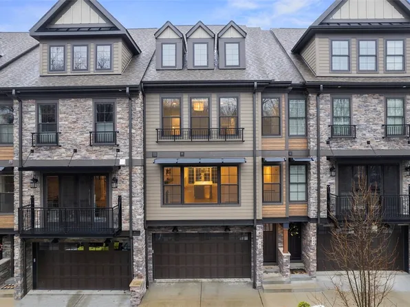 342 Highpointe Dr, Seven Fields, PA 16046