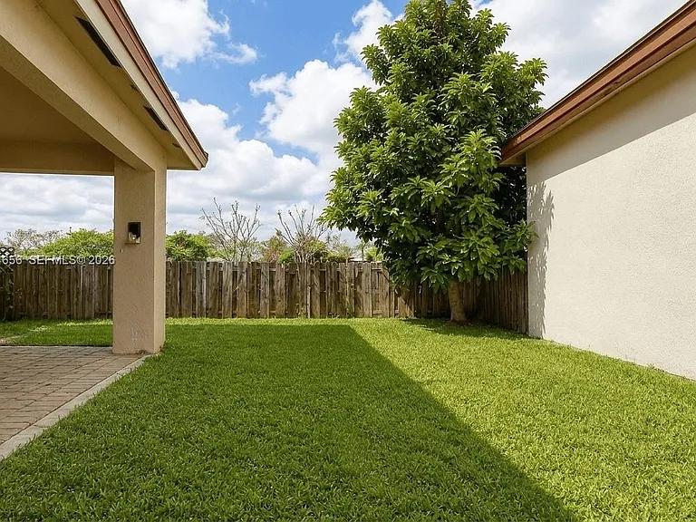 14530 SW 156th Ave — Photo 23