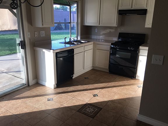 3rd image of 24632 Jasmine Ct