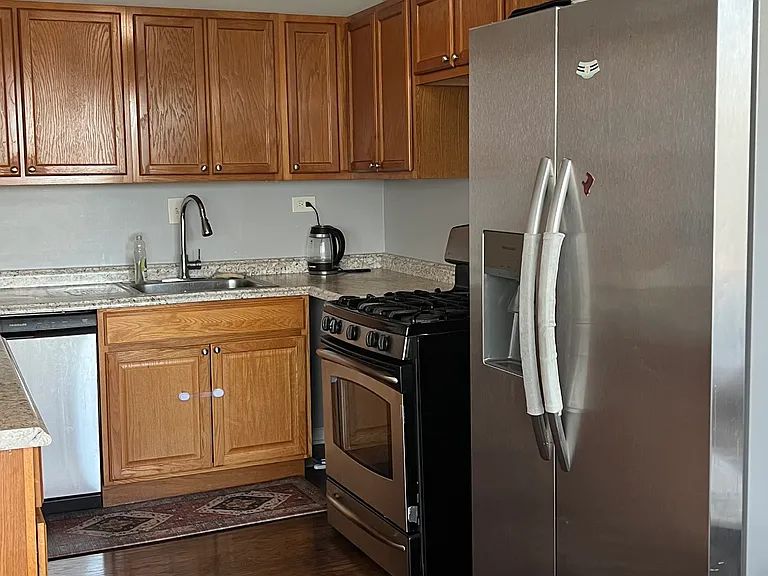 431 N Armistead St #402 — Photo 5