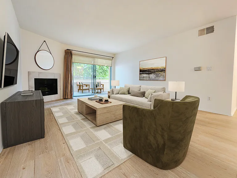 1444 S. Saltair — Photo 16