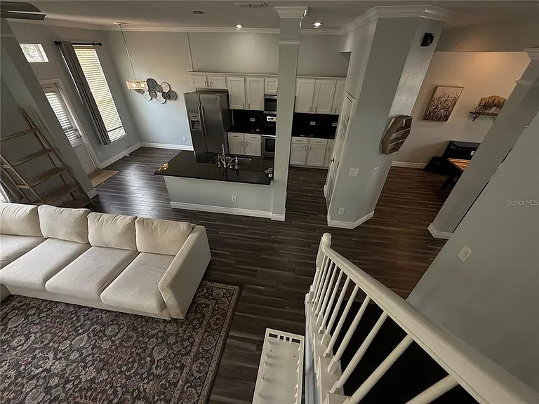 109 Grace Ave — Photo 21