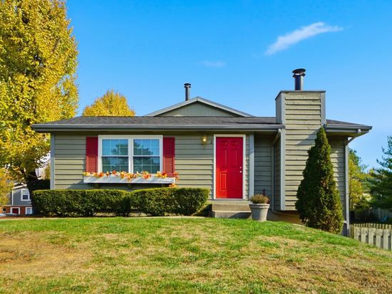 2 Nicolson Cir, Fairfield, OH 45014