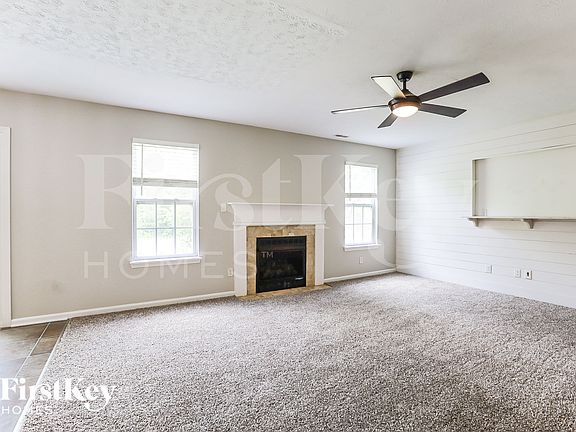 2nd image of 6762 Auburn Ln