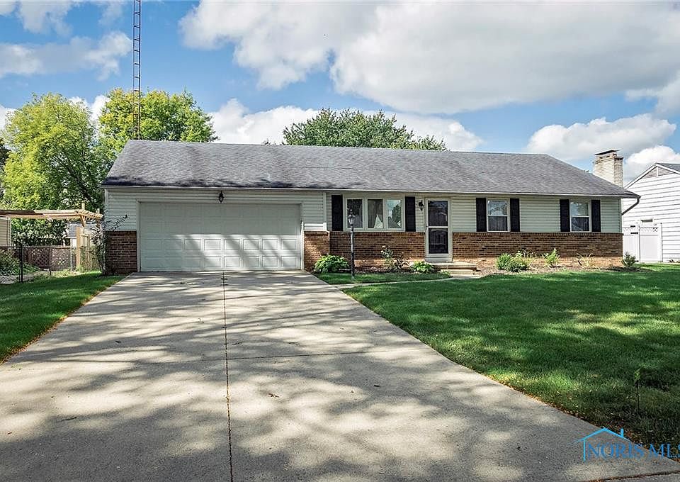 1st image of 2206 Chelmsford Ln