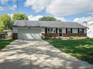 2206 Chelmsford Ln, Toledo, OH 43614