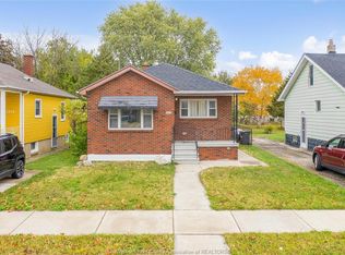 2362 Mercer St, Windsor, ON N8X 3R3
