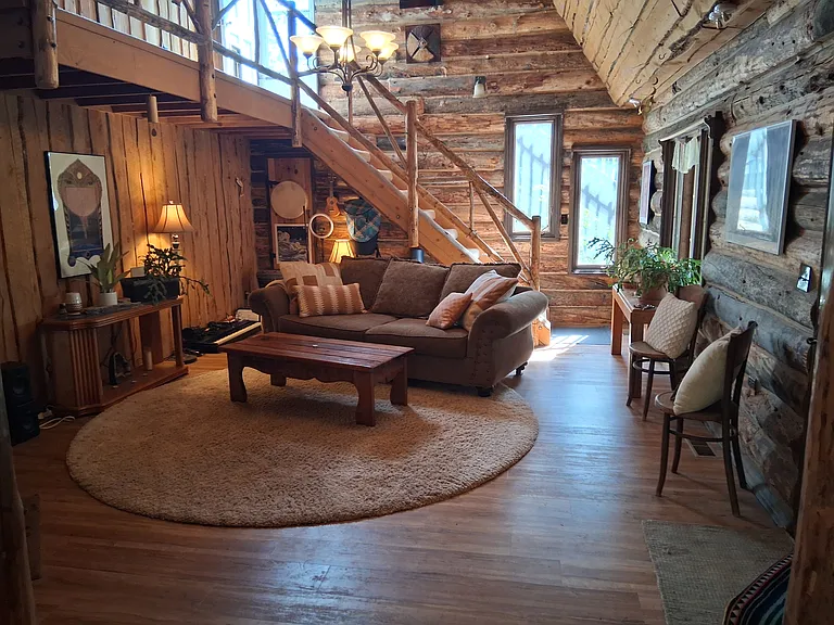 Wapiti Cir — Photo 1