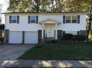 2296 Foggy Bottom Dr, Florissant, MO