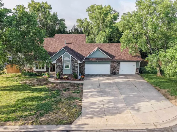 11 N Hopper Ct, Goddard, KS 67052