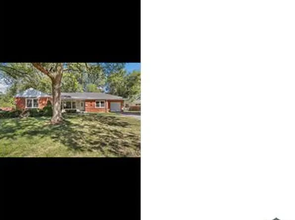 2227 Hutchison Rd, Homewood, IL 60422
