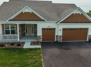 15801 S Brookshore Dr, Plainfield, IL 60544