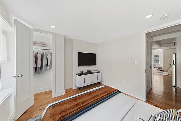 Rented by Vector New York, LLC | media 2