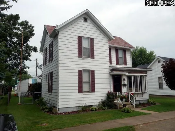 113 N 10th St, Byesville, OH 43723