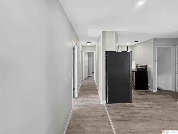 5th image of 4402 N 53rd St