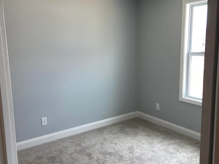 4612 Runaway Bay Ln — Photo 12