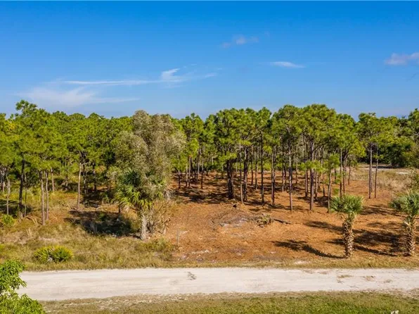6438 Fuller Dr, Bokeelia, FL 33922