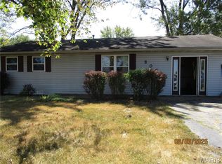 3006 Chestnut St, Cuba, MO 65453