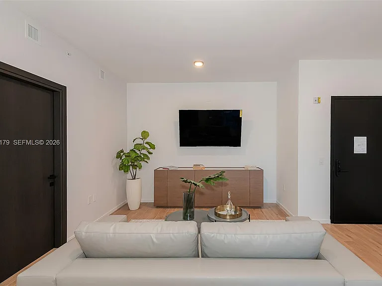 398 NE 5th St #4417 — Photo 23