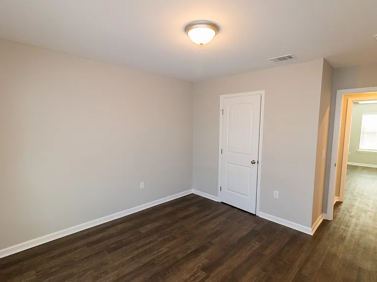 123 Callaway Cres — Photo 16