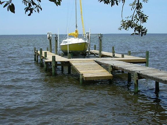 10,000 # boat lift