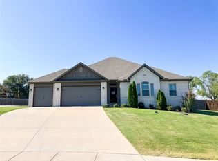 714 Quail Run, Springdale, AR 72762